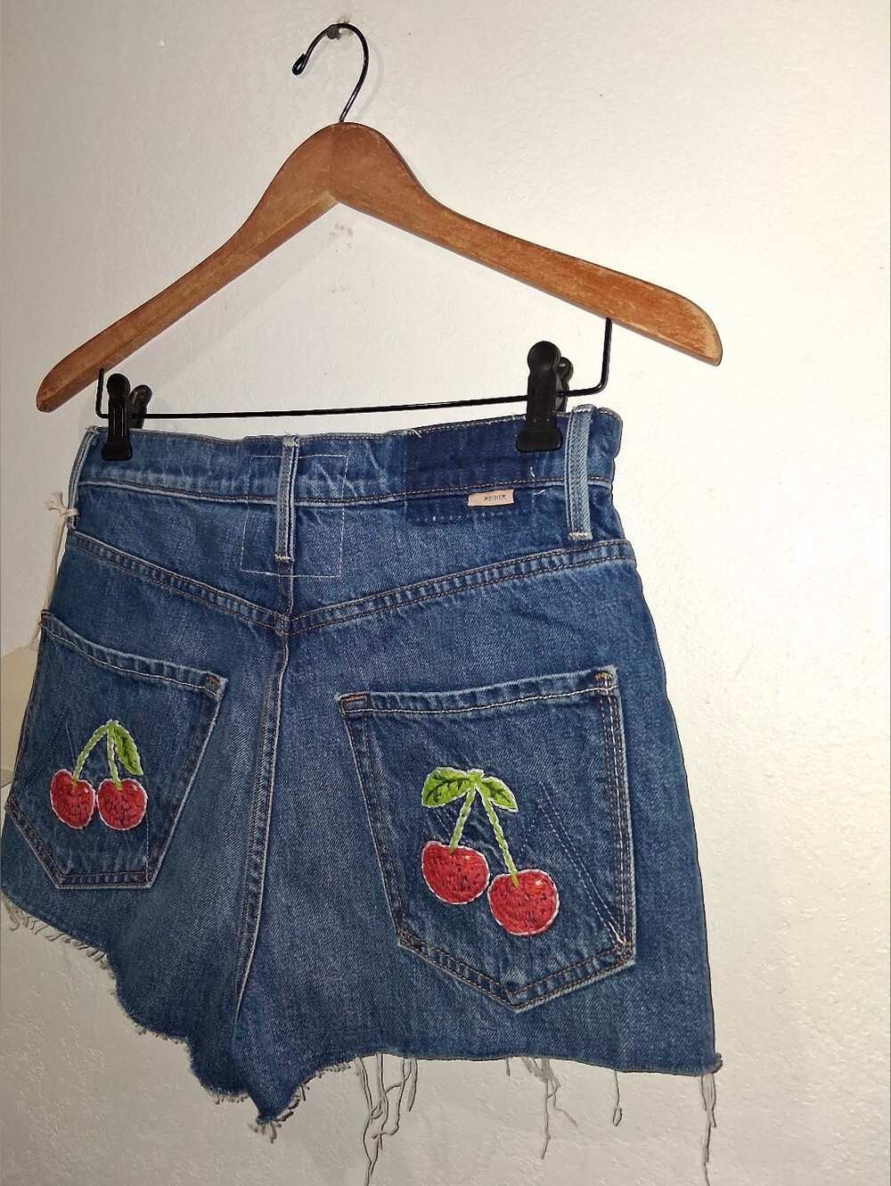 NWT MOTHER The Tune Up Fray Cherry Shorts - Picture 8 of 8